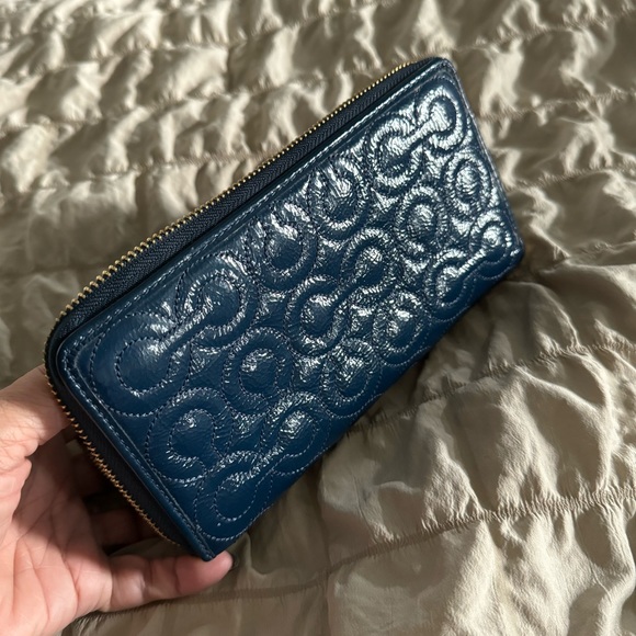 ❤️Coach Monogram Wallet EUC - Picture 7 of 8